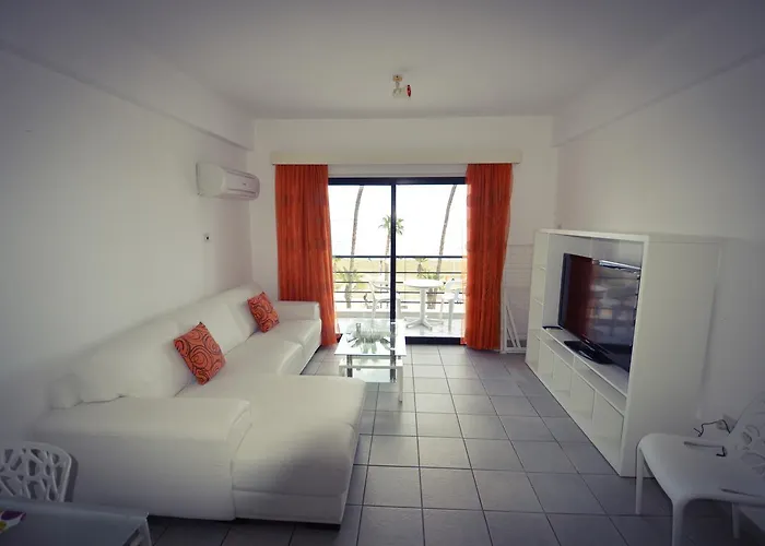 Apartamento Krasas Flats Lárnaca